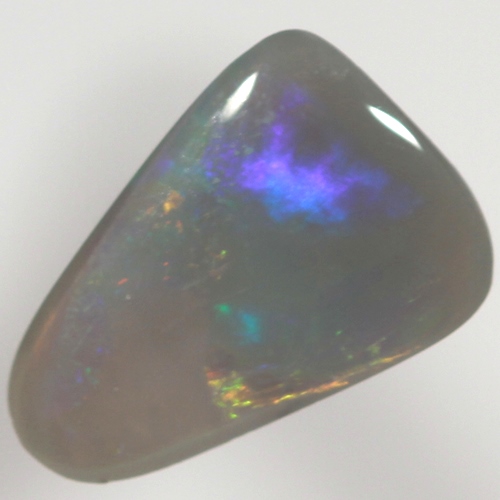 SOLID SEMI BLACK OPAL Bright flashes of fire